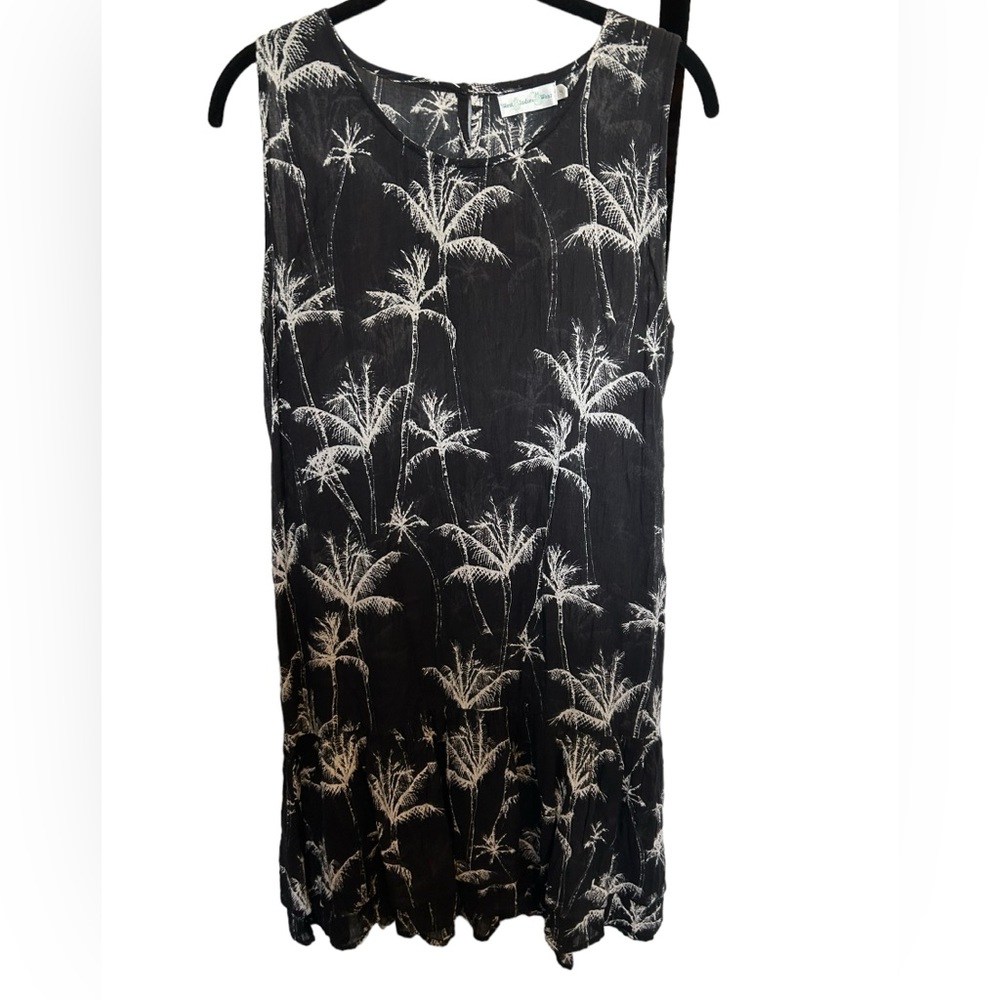 West Indies wear black and white sleeveless palm tree dress size medium